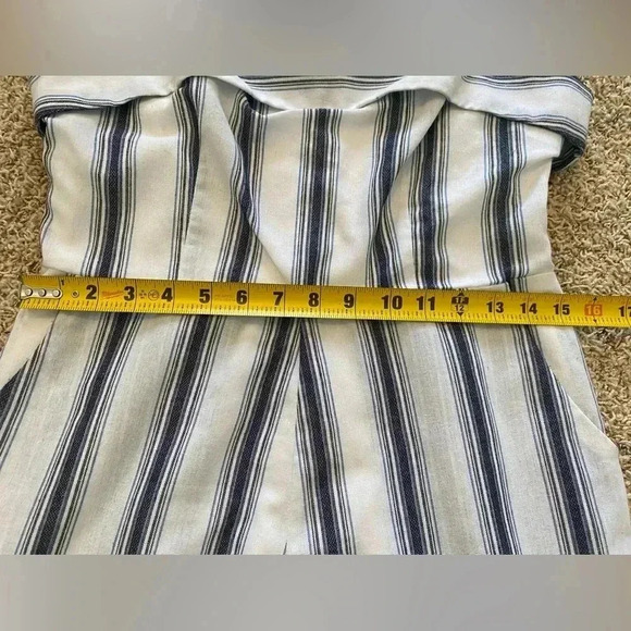 Altar’d State Blue and white striped shorts jumpsuit romper medium - Picture 9 of 10